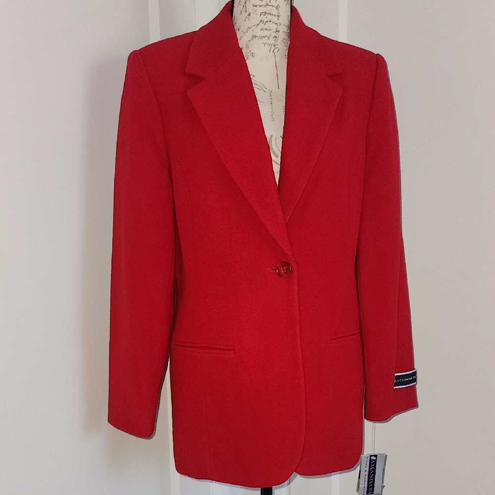 Amanda Smith Vibrant Red Blazer